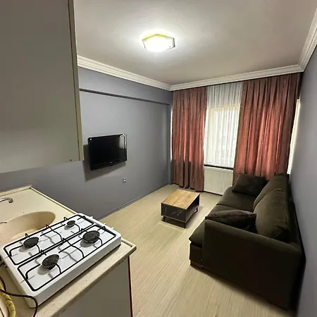 Uraz Apart
